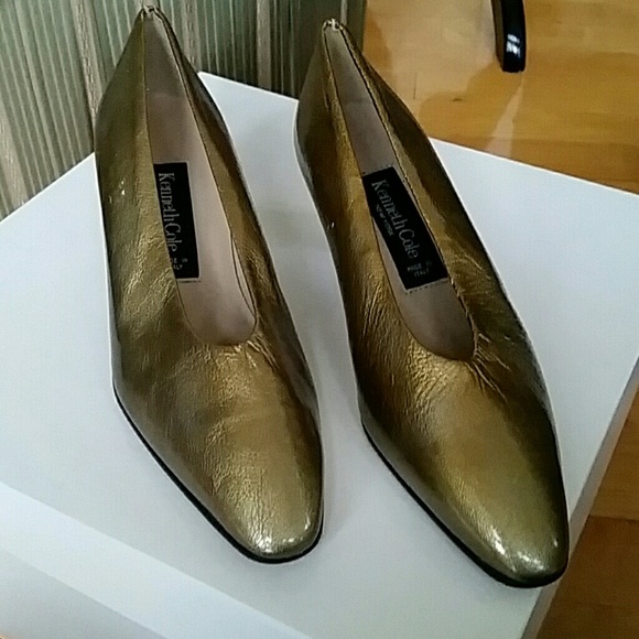 Kenneth Cole gold shoes - Picture 3 of 8